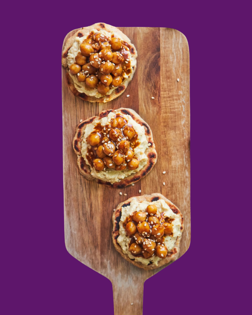 Pan de coliflor Jimbee con garbanzos en dos texturas