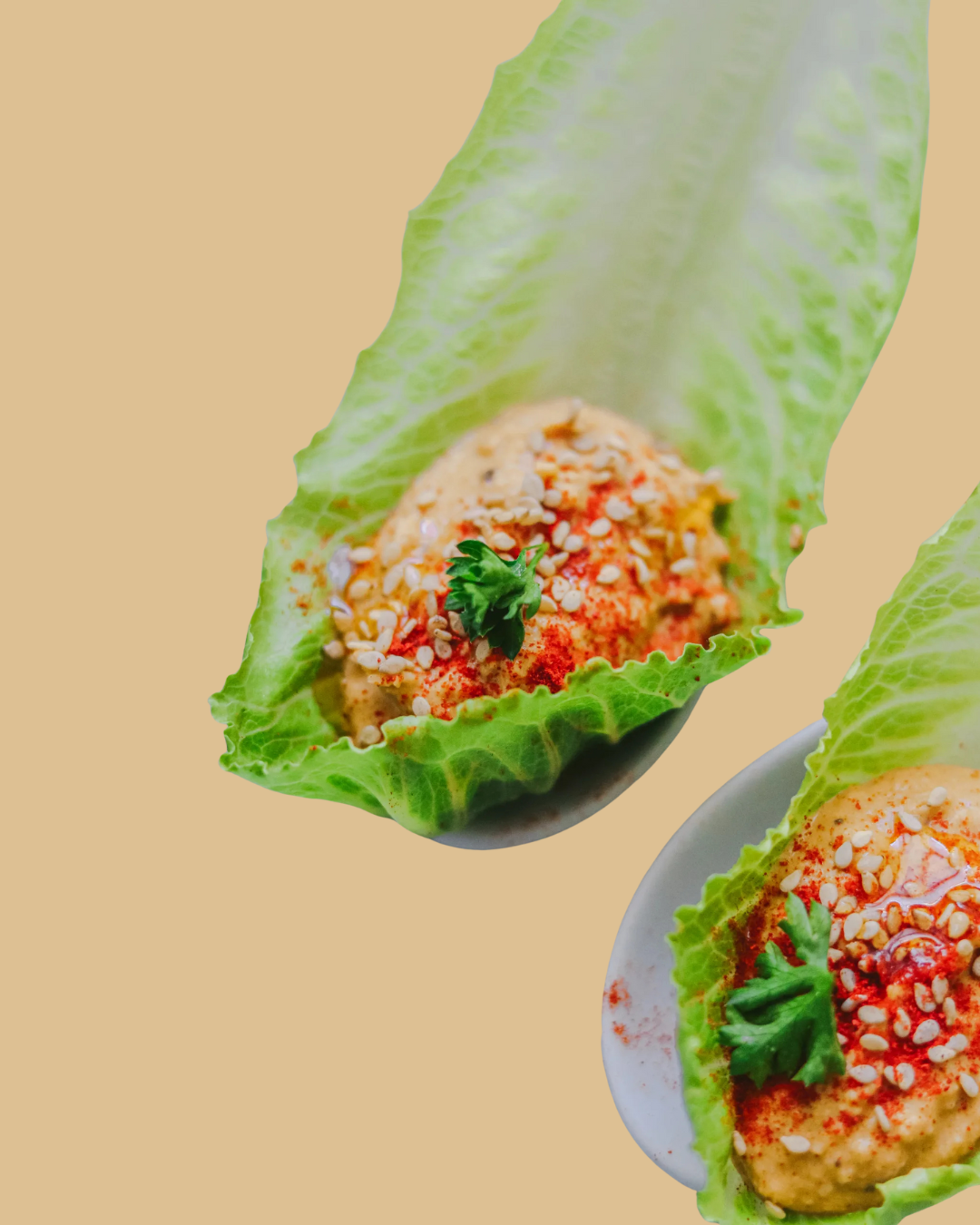 Jimbee Snack relleno de hummus con ajo negro