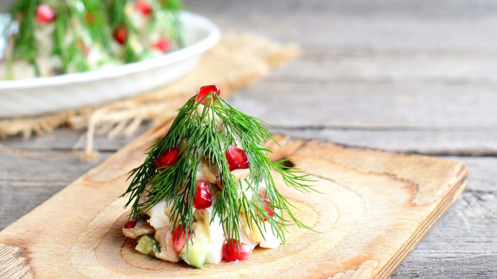 Ensalada Navideña en Forma de Árbol