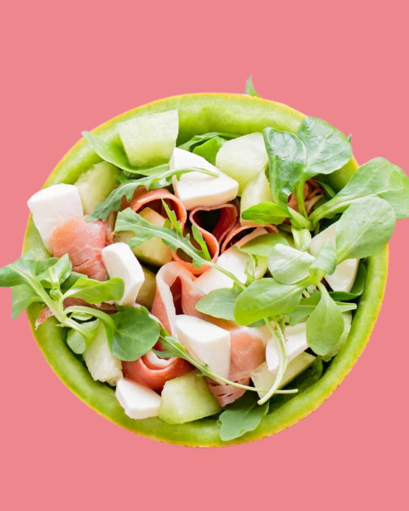 Ensalada de melón Okashi relleno de queso feta y jamón
