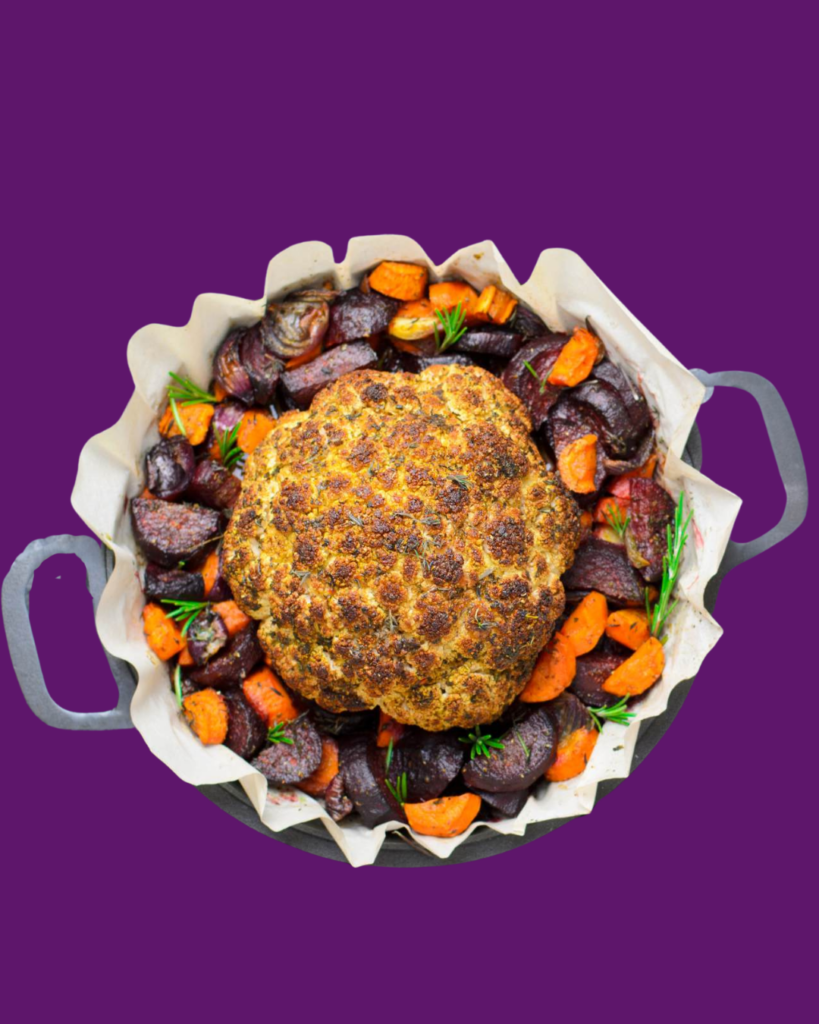 Coliflor asada con zanahoria, cebolla roja y remolacha