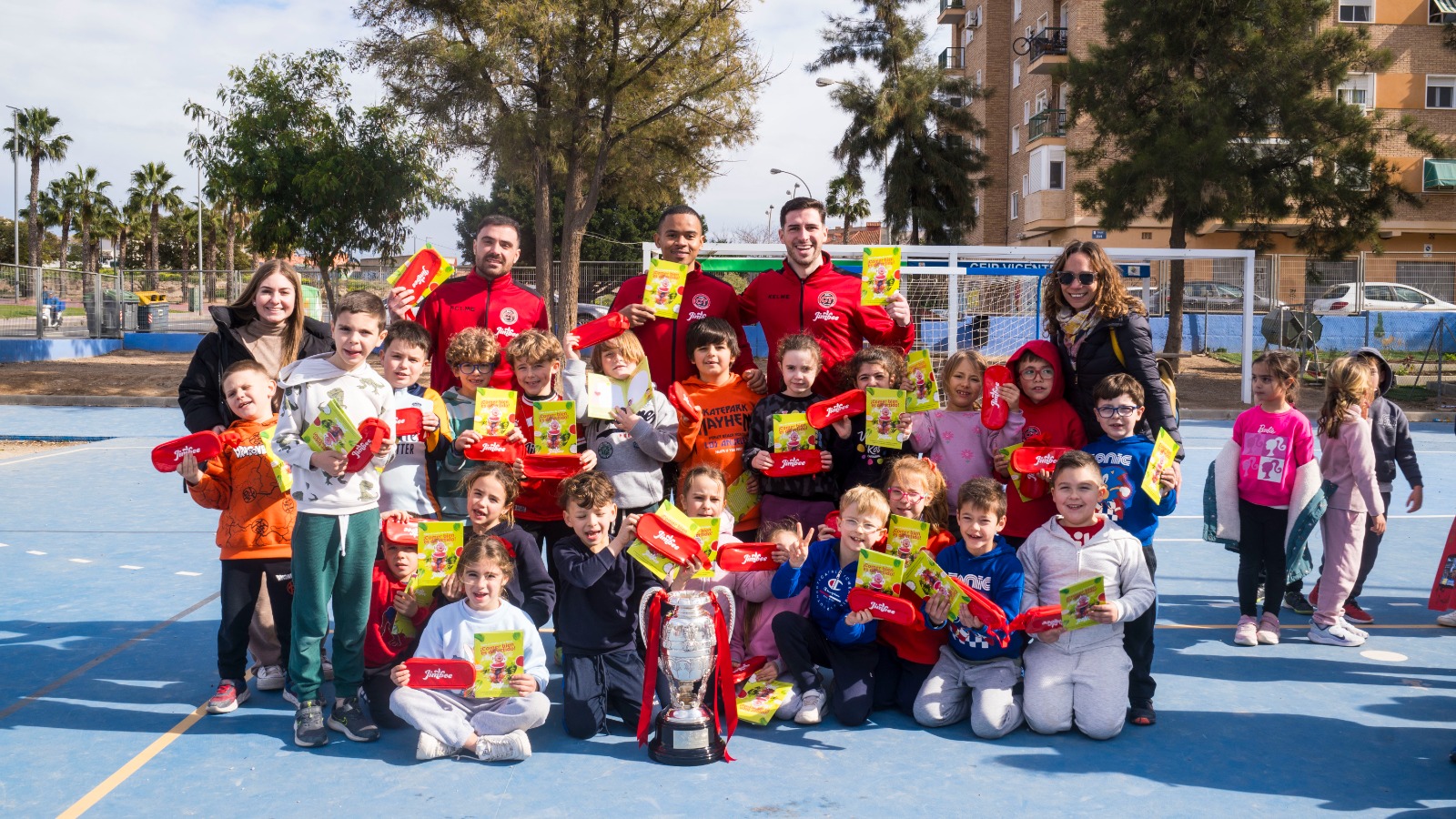 JIMBEE Y JIMBEE CARTAGENA FOMENTAN LA ALIMENTACIÓN SALUDABLE ENTRE LOS ESCOLARES DE CARTAGENA