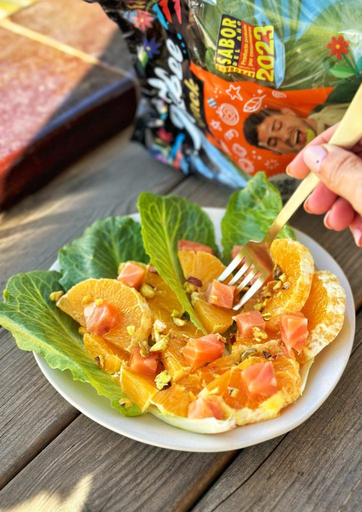 Ensalada de naranja y salmón