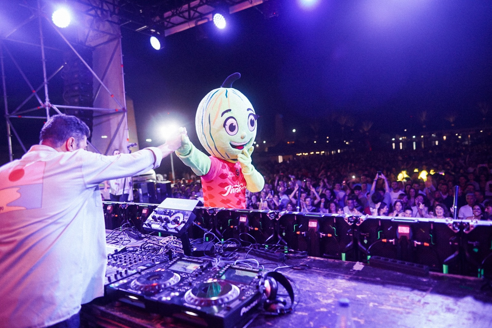 JIMBEE, SABOR OFICIAL DEL WEEKEND DJ FEST 2025 ¡ÉXITO ROTUNDO EN CARTAGENA!