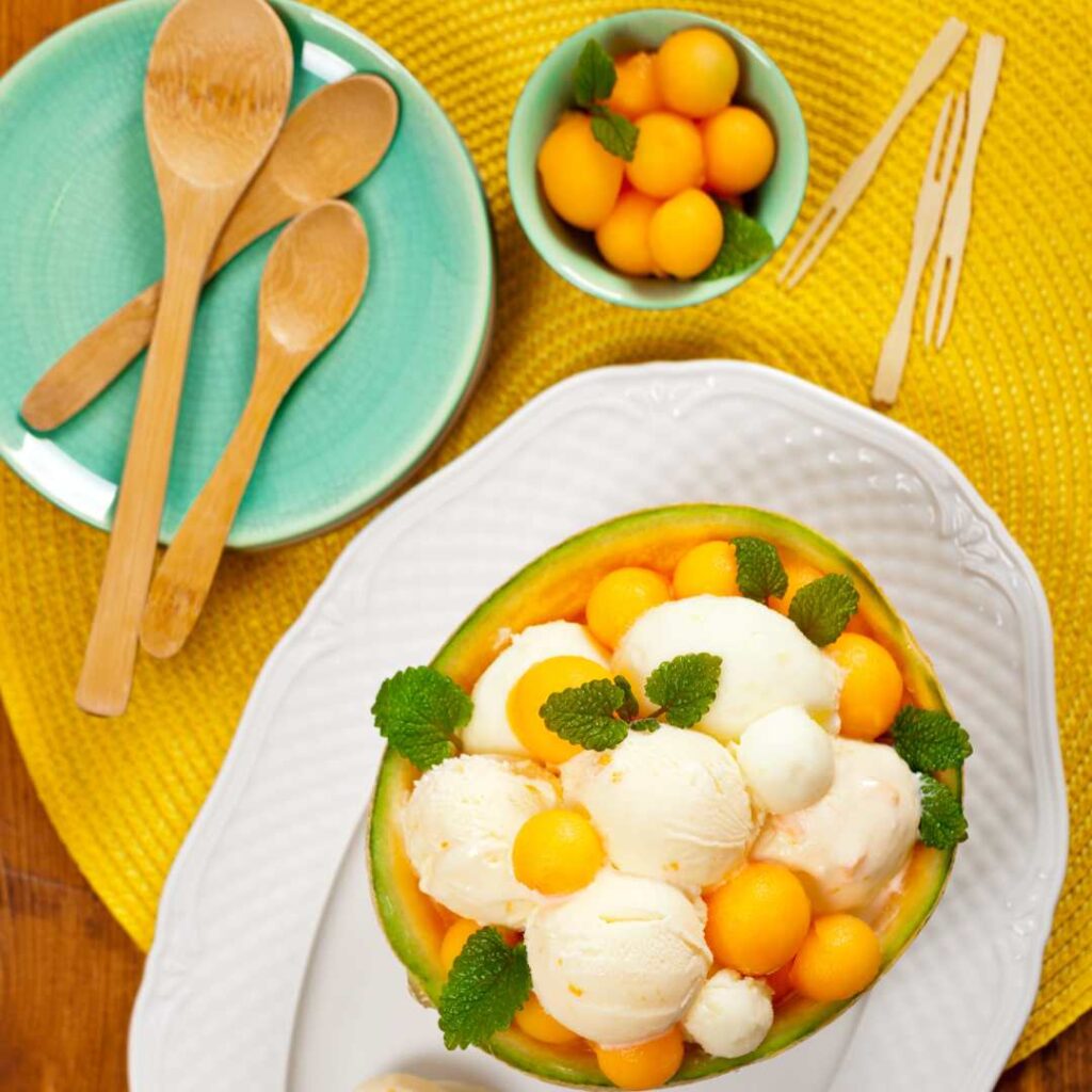 Helado de melón con bolas de Cantaloupe
