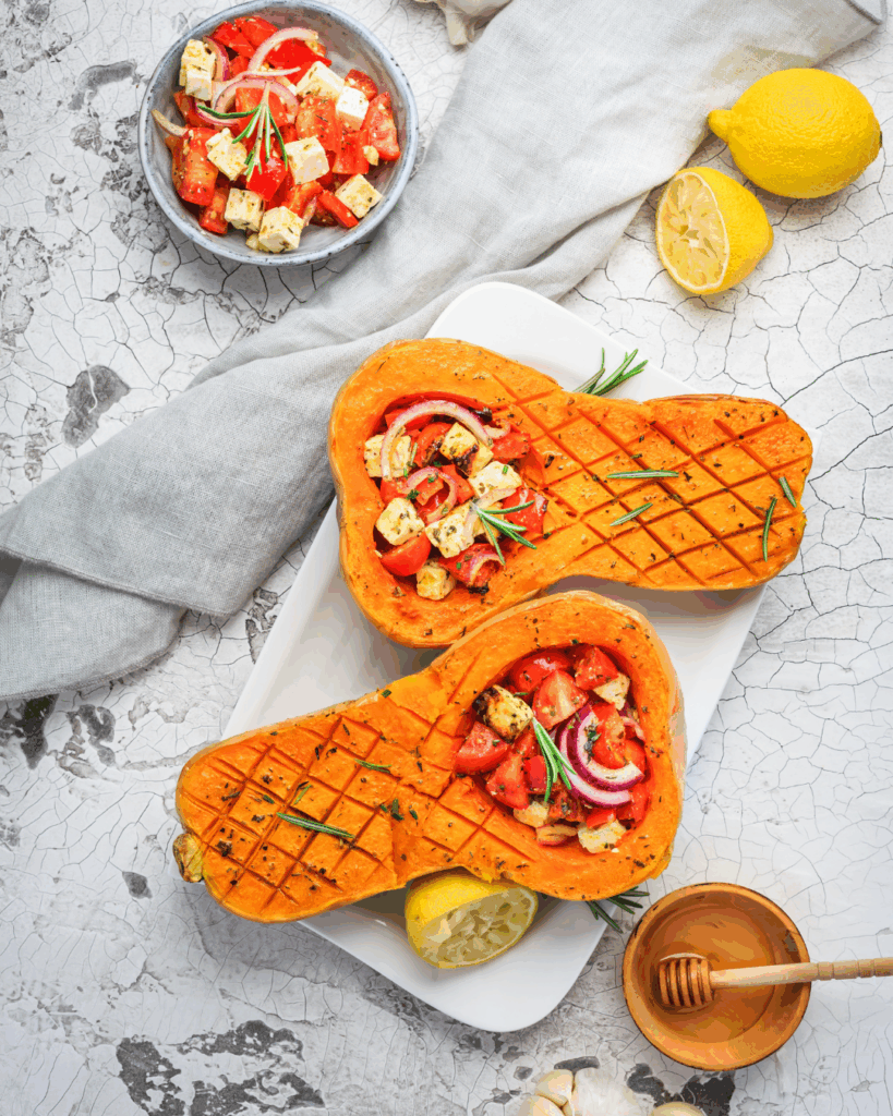 Calabaza rellena de verduras al horno