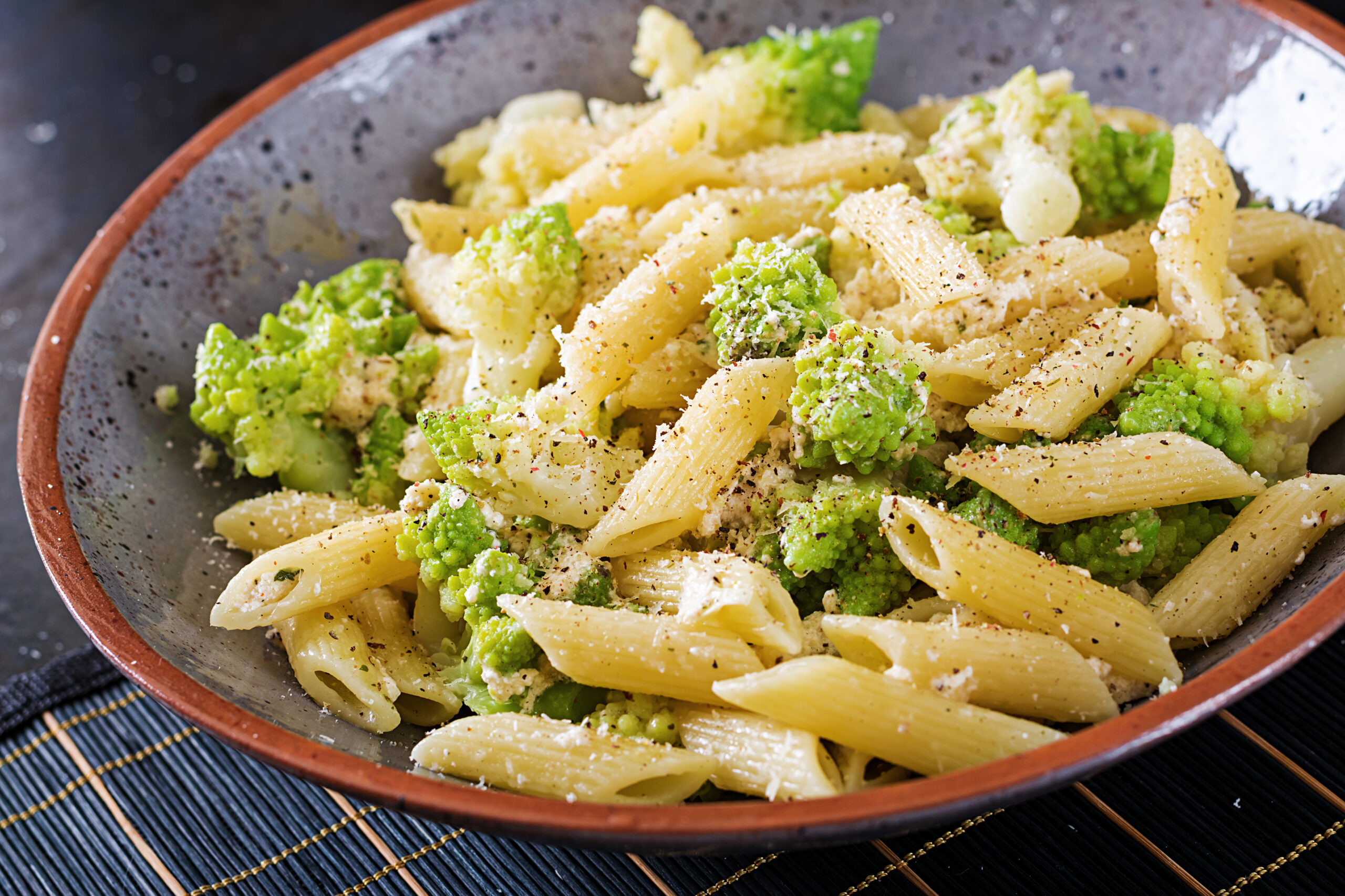 Pasta con Pesto de Romanescu