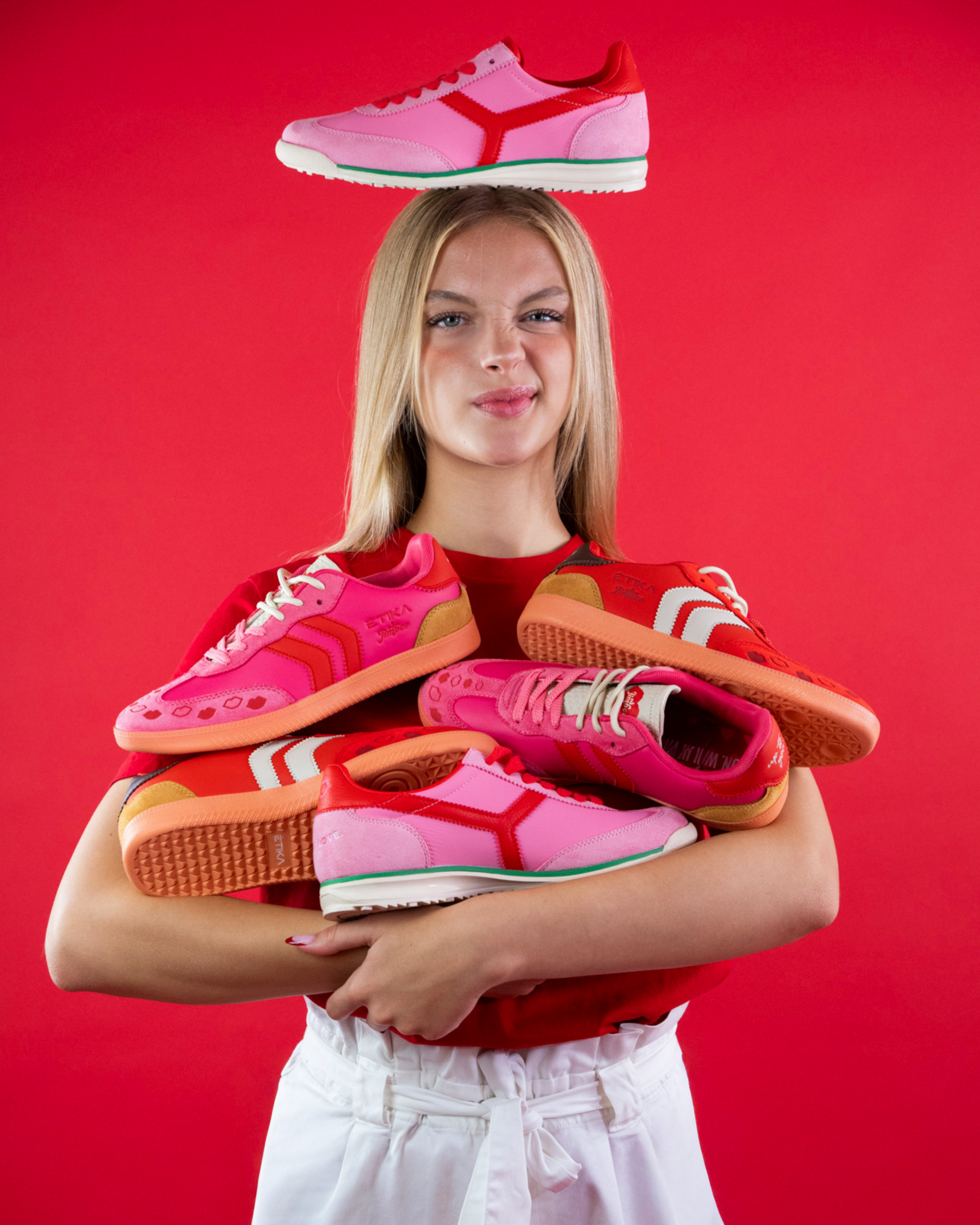 LAS ZAPATILLAS DE JIMBEE Y ÉTIKA SHOES LLEGAN A LOS MEDIOS DE LA REGIÓN DE MURCIA.